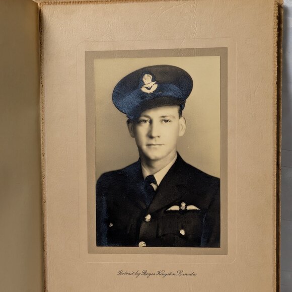 MILITARY AIR FORCE SOLDIER RCAF ANTIQUE CABINET PHOTO CANADA CANADIAN KINGSTON - Picture 1 of 10